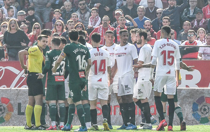 Sevilla 2-2 Espanyol: Chỉ m&igrave;nh Suso l&agrave; kh&ocirc;ng đủ