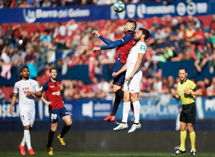 Osasuna 0-3 Granada: Hết sợ s&acirc;n kh&aacute;ch
