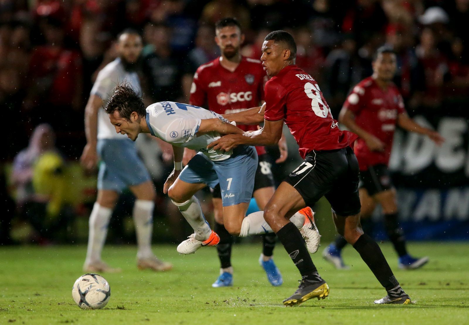 Nhận định Muangthong United vs Chonburi, 19h00 ng&agrave;y 1/3: Tiếp đ&agrave; hưng phấn