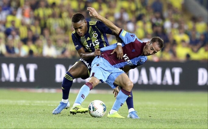 Trabzonspor vs Fenerbahce (0h30 4/3): Khủng hoảng k&eacute;o d&agrave;i