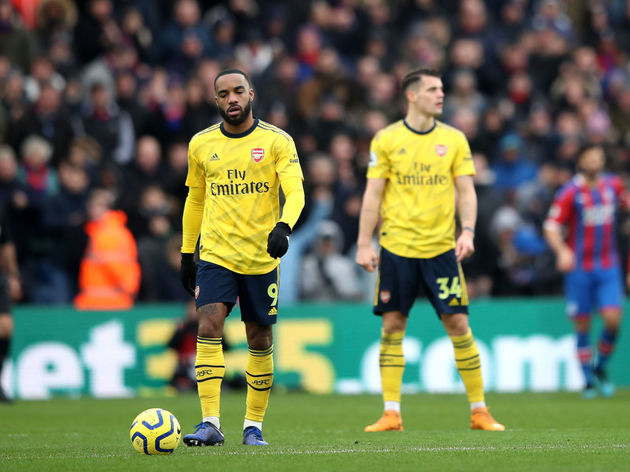 Atletico Madrid l&ecirc;n kế hoạch giải cứu Lacazette