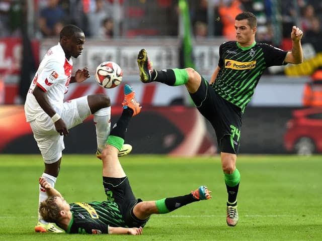 Monchengladbach vs Koln (0h30 12/3): Đối thủ ưa th&iacute;ch