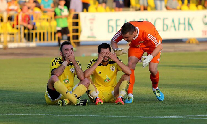 Gorodeya vs Shakhter Soligorsk (23h 28/3): Loạt con số biết n&oacute;i