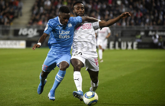 Marseille vs Amiens (3h 7/3): Đ&ograve;i nợ