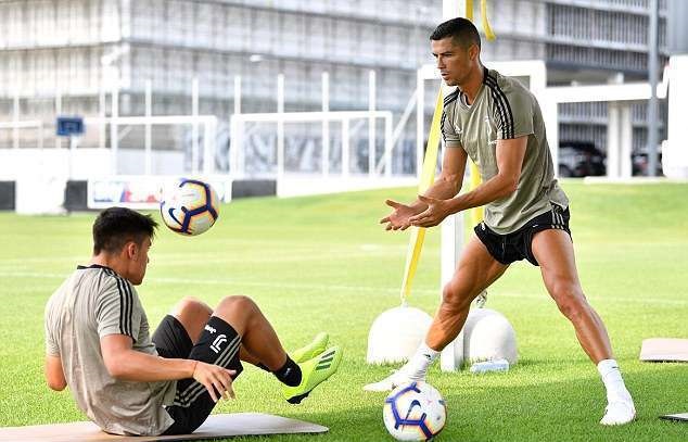 Tin b&oacute;ng đ&aacute; quốc tế 2/4: HLV Jurgen Klopp chuẩn bị chia tay Liverpool