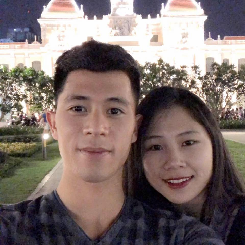 Đ&igrave;nh Trọng đốn tim fan trong sinh nhật b&ecirc;n bạn g&aacute;i l&acirc;u năm