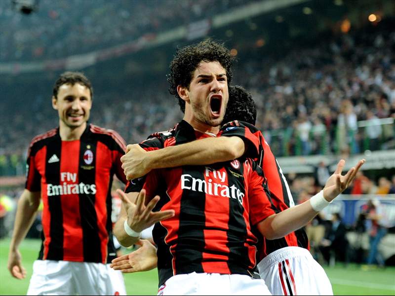 Pato chuẩn bị t&aacute;i hợp Ibrahimovic tại AC Milan