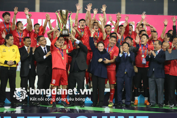Việt Nam v&agrave; Th&aacute;i Lan c&ugrave;ng bỏ AFF Cup 2020?