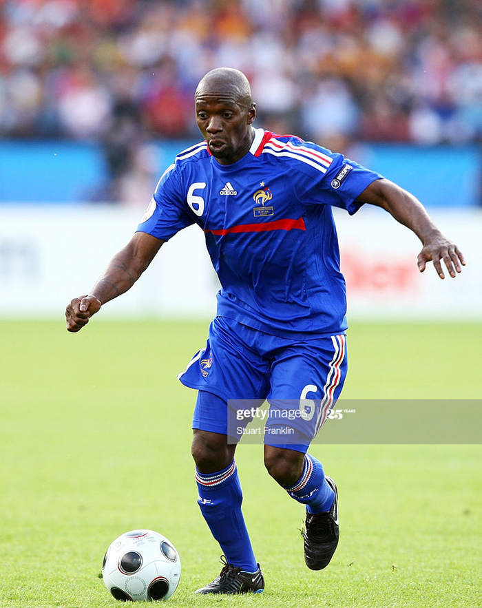 Đội h&igrave;nh xuất sắc nhất mọi thời đại của ĐT Ph&aacute;p: Zidane v&agrave; Platini