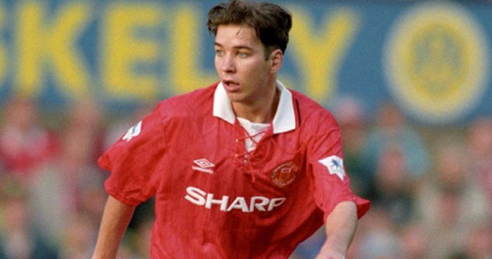 Đội h&igrave;nh những cầu thủ g&acirc;y thất vọng nhất trong lịch sử MU