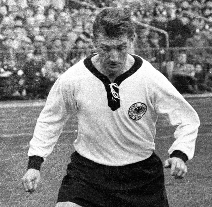 Đội h&igrave;nh 11 cầu thủ vĩ đại nhất mọi thời đại của ĐT Đức