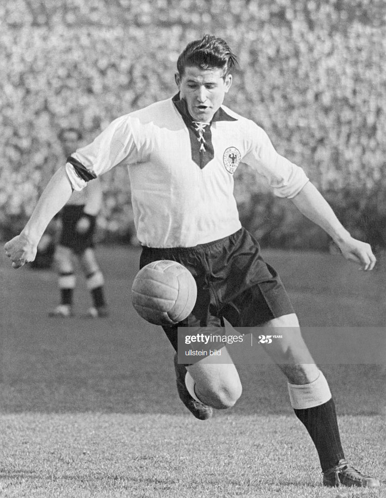 Đội h&igrave;nh 11 cầu thủ vĩ đại nhất mọi thời đại của ĐT Đức