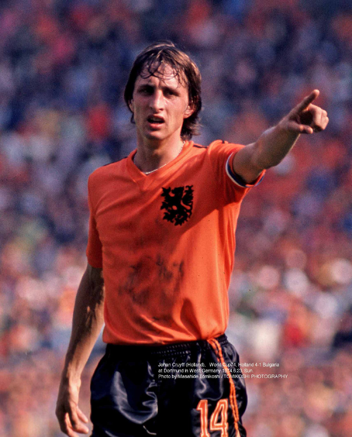 Đội h&igrave;nh 11 cầu thủ vĩ đại nhất mọi thời đại của ĐT H&agrave; Lan