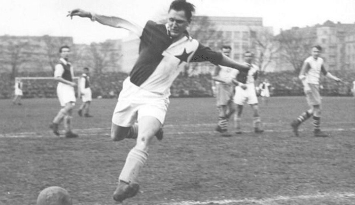 Top cầu thủ ghi b&agrave;n nhiều nhất lịch sử b&oacute;ng đ&aacute; thế giới