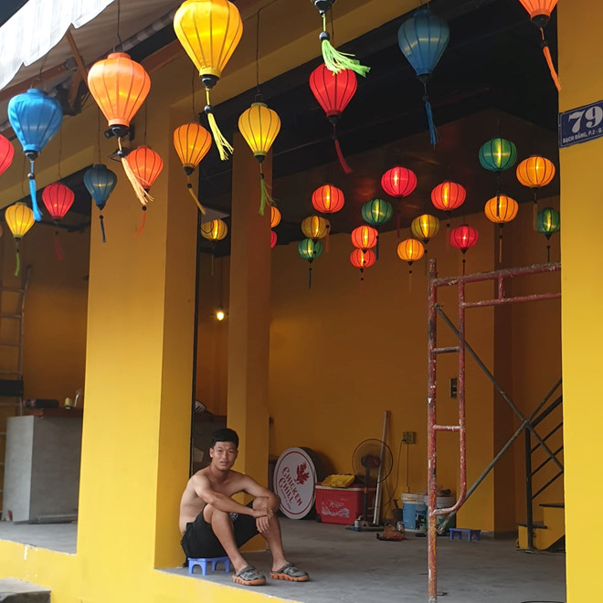 C&ocirc;ng Phượng h&ugrave;n vốn với Đ&ocirc;ng Triều, mở nh&agrave; h&agrave;ng ở TP.HCM