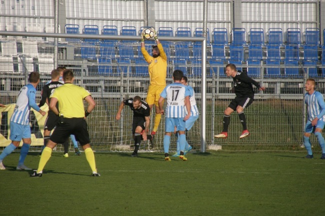 Fotbal Trinec vs Synot Slovacko, 19h00 ng&agrave;y 19/5: Kh&oacute; cho chủ nh&agrave;