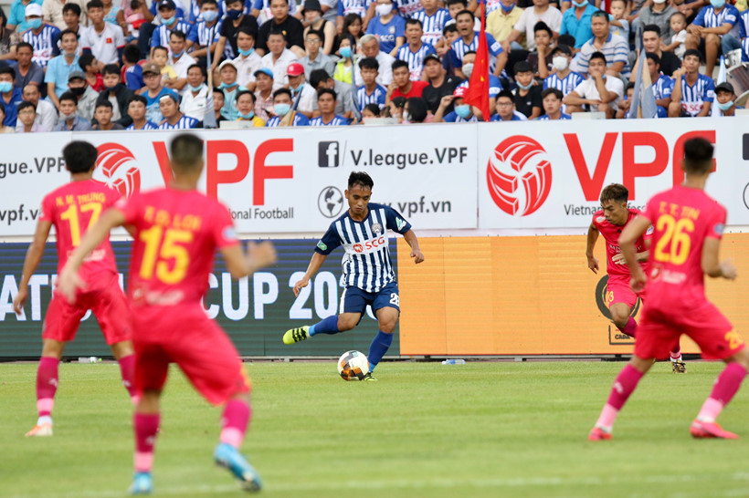 X&aacute;c định th&ecirc;m 4 đội b&oacute;ng gi&agrave;nh v&eacute; v&agrave;o v&ograve;ng 1/8 C&uacute;p quốc gia