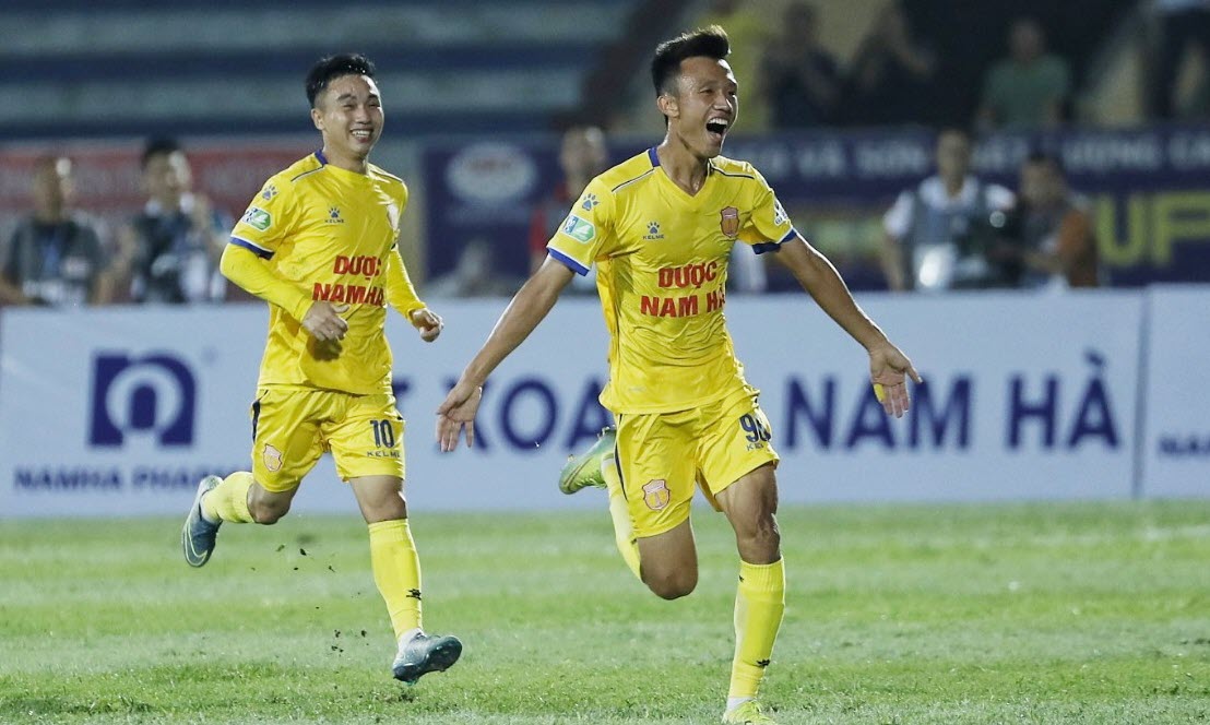 Tiểu sử cầu thủ Mai Xu&acirc;n Quyết, cao bao nhi&ecirc;u, nặng bao nhi&ecirc;u kg?