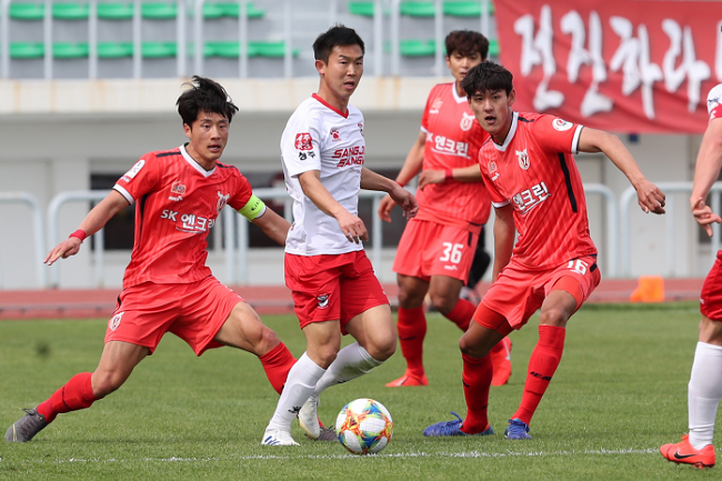 Jeju United vs Seoul E-Land, 11h30 ng&agrave;y 9/5: Khẳng định đẳng cấp