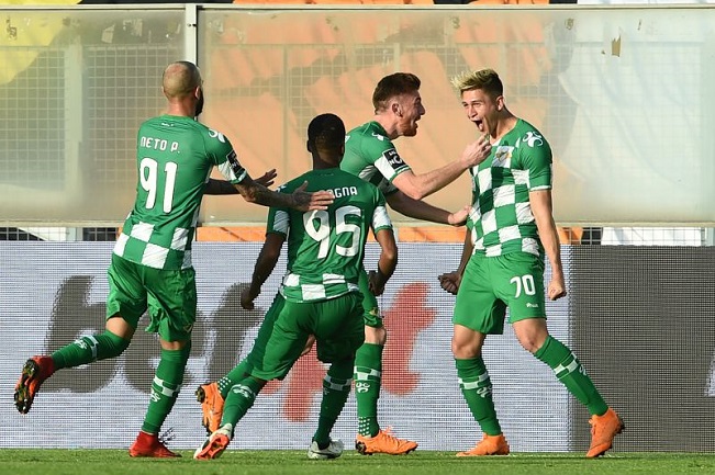 Moreirense vs Rio Ave, 1h00 ng&agrave;y 13/6: N&iacute;u ch&acirc;n nhau