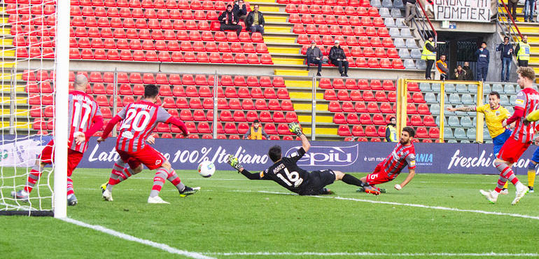 Salernitana vs Cremonese, 23h45 ng&agrave;y 29/6: Kh&aacute;ch trắng tay