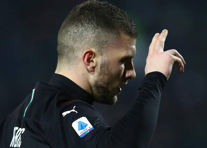 Lecce vs Milan (0h30 23/6): Chưa thể tho&aacute;t nh&oacute;m đ&egrave;n đỏ?