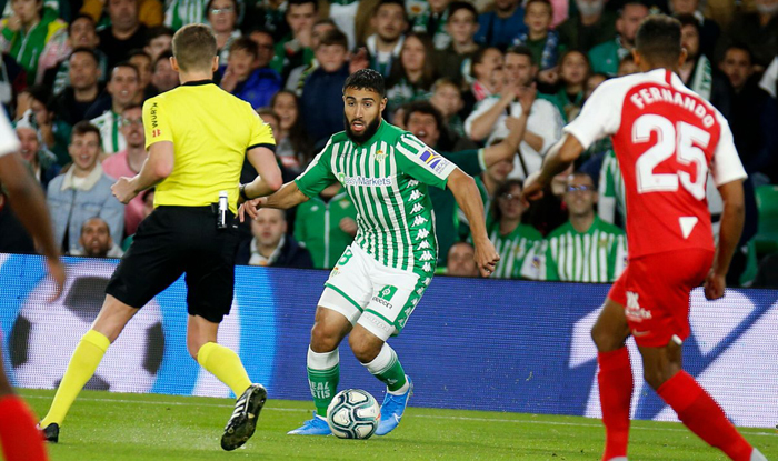 Sevilla vs Real Betis (3h 12/6): Kh&oacute; c&oacute; c&uacute; sốc
