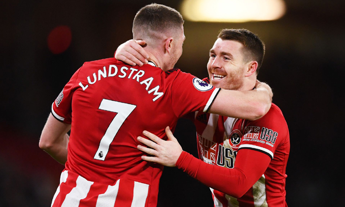 Aston Villa vs Sheffield United (0h 18/6): Kh&oacute; tho&aacute;t &lsquo;đ&egrave;n đỏ&rsquo;