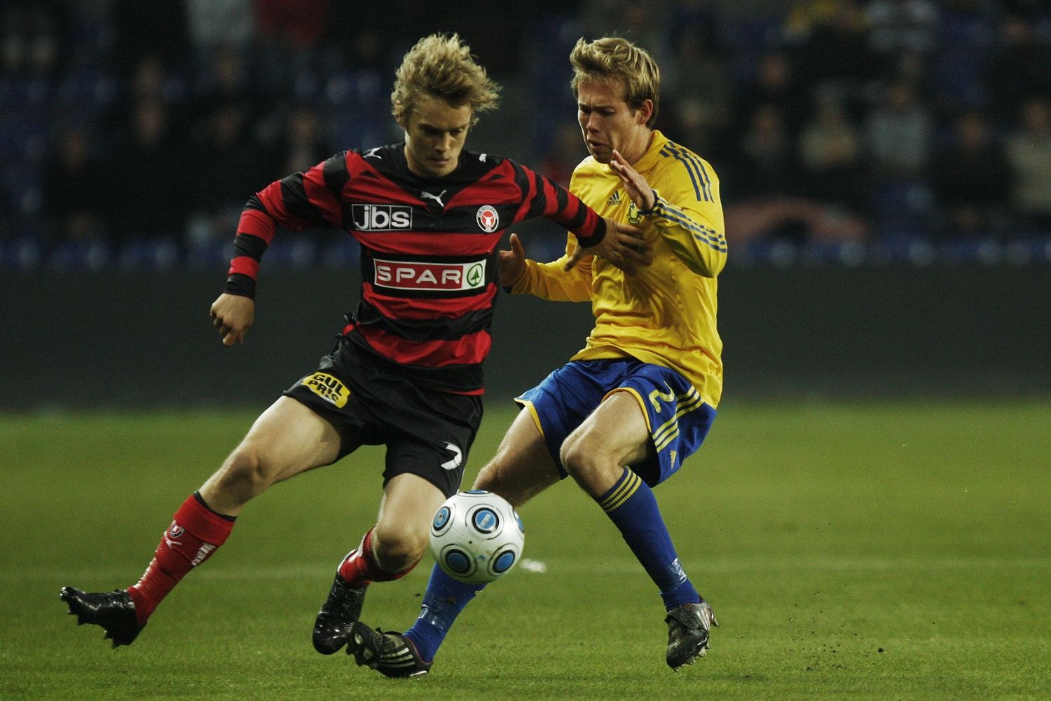 Aalborg vs Kobenhavn, 1h ng&agrave;y 24/7: Cắt mạch bất thắng