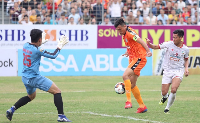 Viettel vs SHB Đ&agrave; Nẵng, 19h15 ng&agrave;y 23/7: &Aacute;p s&aacute;t ng&ocirc;i đầu