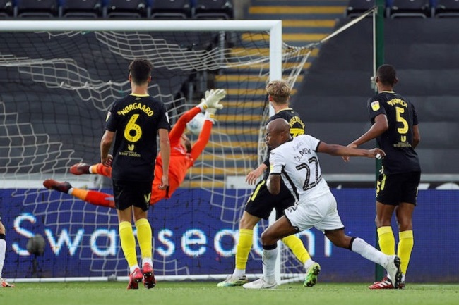 Brentford vs Swansea, 1h45 ng&agrave;y 30/7: Kh&oacute; gượng dậy