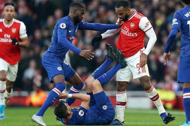 Chelsea vs Arsenal, 23h30 ng&agrave;y 1/8: Chưa thể đ&ograve;i nợ