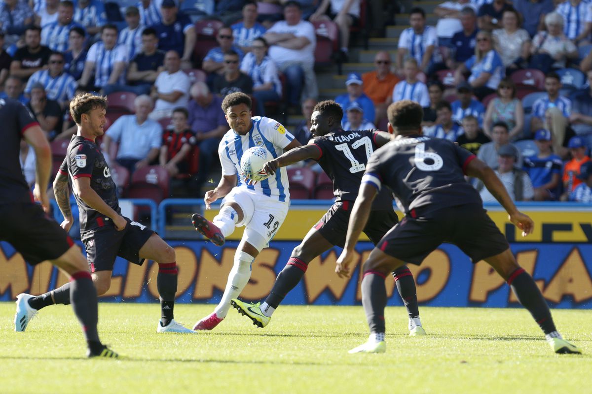 Reading vs Huddersfield, 0h ng&agrave;y 8/7: Tin v&agrave;o kh&aacute;ch