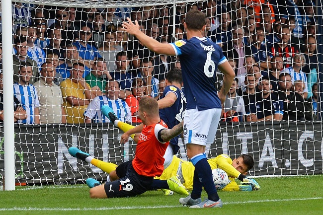 Huddersfield vs Luton, 0h00 ng&agrave;y 11/7: Nỗ lực trụ hạng