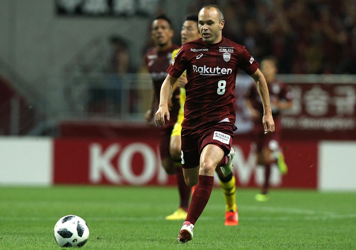 Consadole Sapporo vs Vissel Kobe, 12h ng&agrave;y 2/8: &lsquo;Messi Th&aacute;i&rsquo; đọ t&agrave;i c&ugrave;ng Iniesta