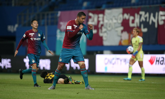 Bucheon vs Daejeon, 17h ng&agrave;y 6/7: S&acirc;n nh&agrave; ma &aacute;m