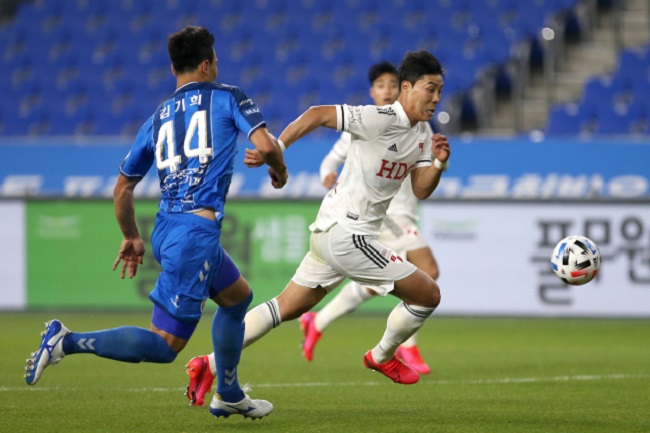 Busan IPark vs Ulsan Hyundai, 17h00 ng&agrave;y 2/8: Tiếp mạch to&agrave;n thắng