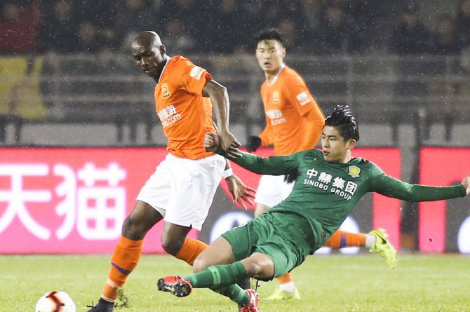 Qingdao Huanghai vs Beijing Guoan, 17h00 ng&agrave;y 16/8: Đ&ocirc;i c&ocirc;ng!