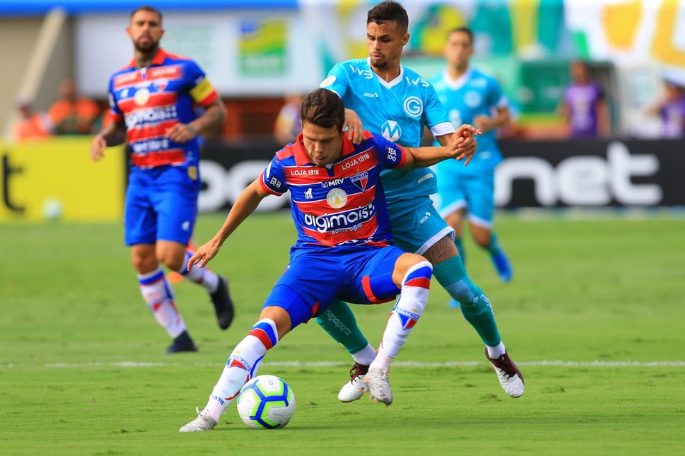 Goias vs Fortaleza, 6h30 ng&agrave;y 20/8: Hat-trick cho kh&aacute;ch