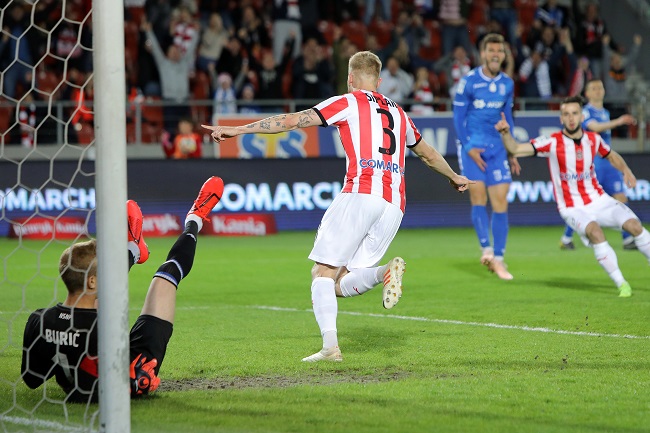 UE Engordany vs FK Zeta, 1h00 ng&agrave;y 19/8: Kh&oacute; c&oacute; bất ngờ