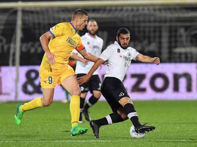 Spezia vs Frosinone, 2h15 ng&agrave;y 21/8: Th&ecirc;m một chiến thắng