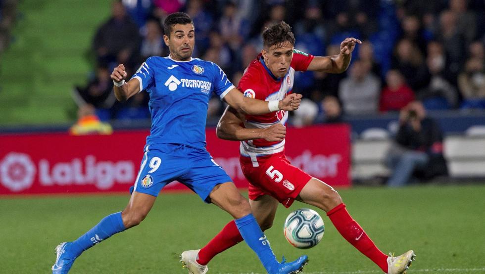 Getafe vs Granada (00h30 26/10): Kh&aacute;c biệt h&agrave;ng thủ