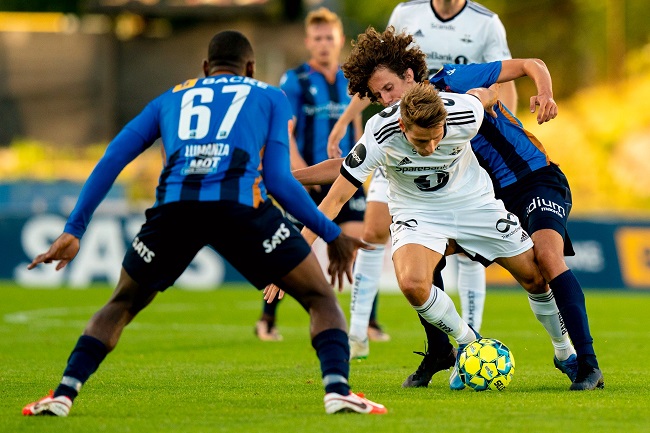 Rosenborg vs Stabaek, 23h00 ng&agrave;y 30/8: Lọt v&agrave;o Top 3