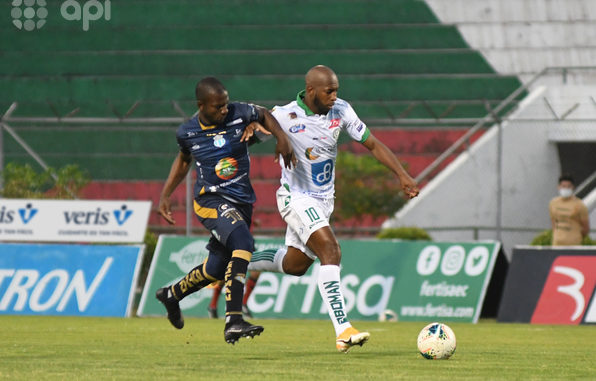 Macara vs Liga de Portoviejo, 06h00 ng&agrave;y 24/11: Khai th&aacute;c mỏ điểm