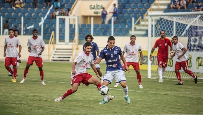 Confianca vs Parana, 7h30 ng&agrave;y 8/8: Đả bại t&acirc;n binh