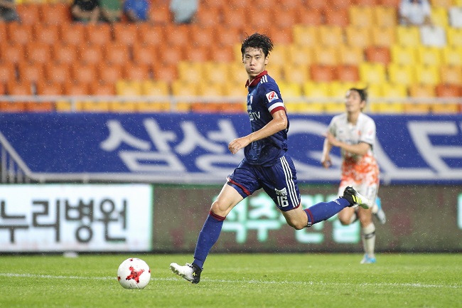 Ulsan Hyundai vs Suwon Bluewings, 17h00 ng&agrave;y 8/8: Kh&oacute; cản chủ nh&agrave;