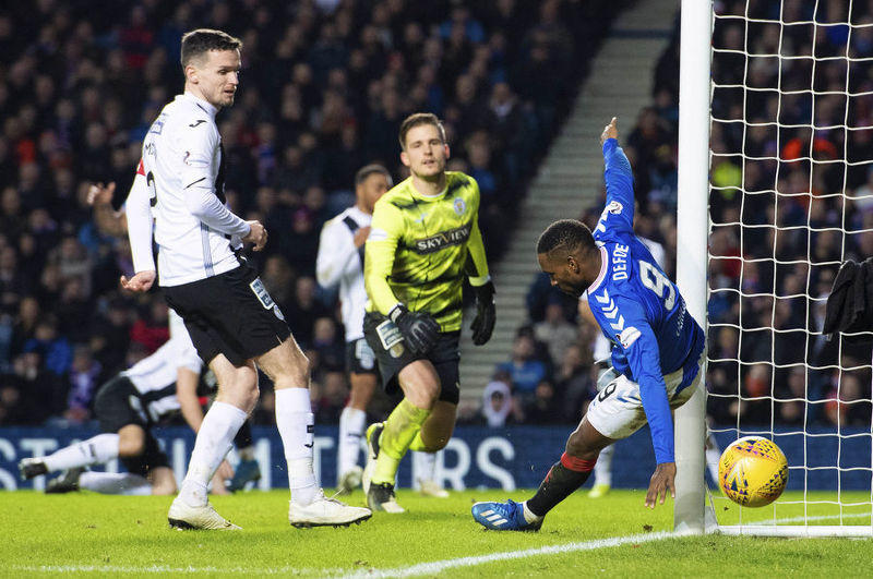 Rangers FC vs St. Mirren, 21h ng&agrave;y 9/8: Sức lực hao m&ograve;n