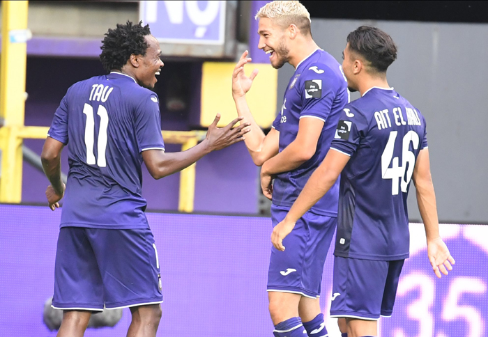 KV Oostende vs Anderlecht, 1h45 ng&agrave;y 29/8: Kh&oacute; cho chủ nh&agrave;