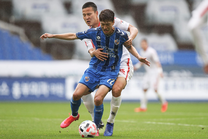 Sangju Sangmu vs Busan IPark, 17h ng&agrave;y 9/8: Chia điểm?