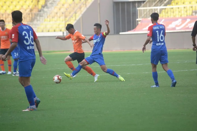 Wuhan ZALL vs Chongqing Lifan, 17h00 ng&agrave;y 17/8: Kh&aacute;c biệt s&acirc;n nh&agrave;